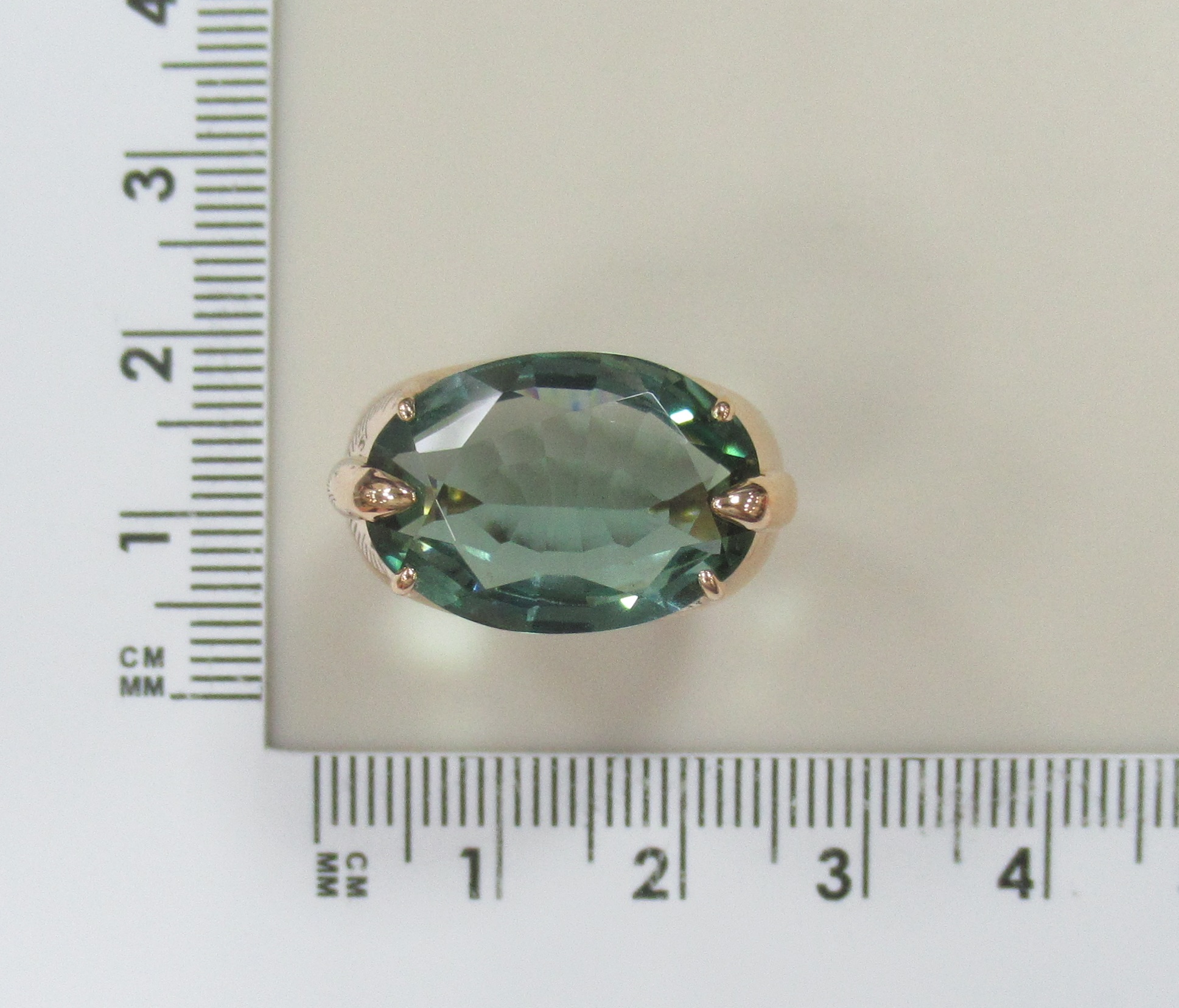 Серебряное кольцо с празиолитом